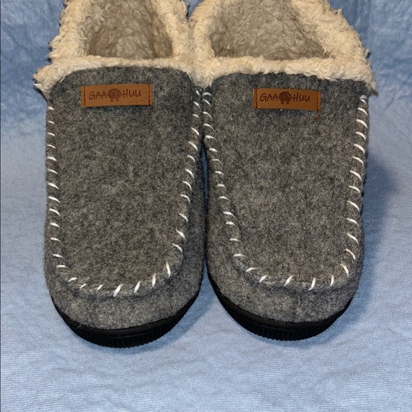 GAA HUU WOOL LOOK Polyester Lined Slippers Size 7/8 Rubber Soles - Picture 3 of 15